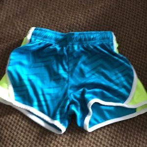 Short work out shorts